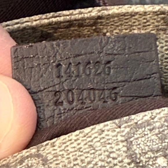 Gucci GG Over the Shoulder Small Tote Bag - Picture 13 of 14